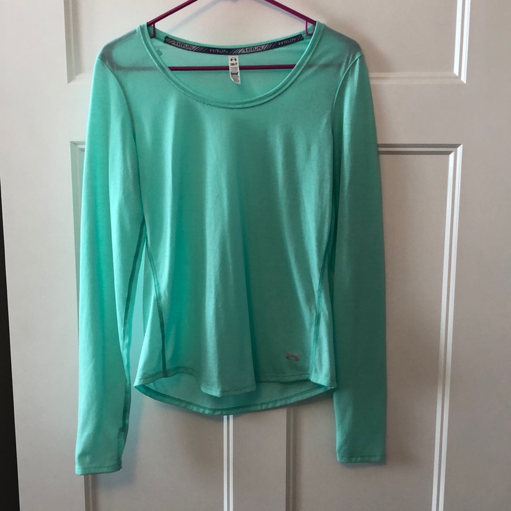 💜Long sleeved athletic tee
